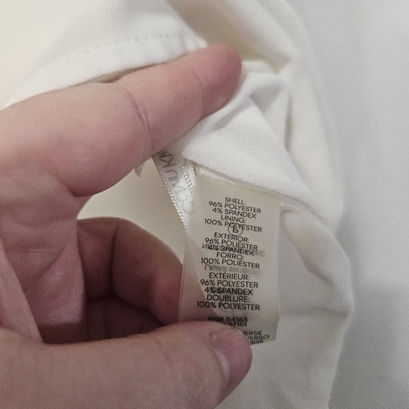 Calvin Klein Off White/cream Sleeveless Top With Gold Accent Buttons! - Picture 3 of 7